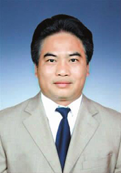 卢八林.jpg