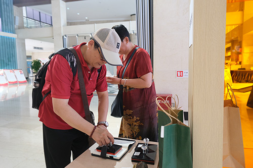 市博物馆文创产品火热“出圈”.jpg 市博物馆文创产品火热“出圈”.jpg