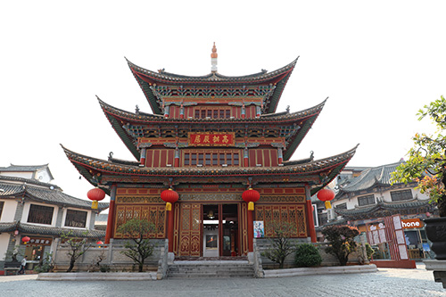 在时光里绽放芳华.jpg