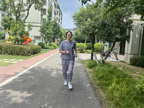 运动让我变得自律、自信、快乐.jpg