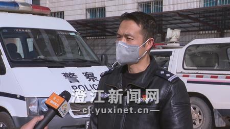 口罩小哥 采访 :刘涛