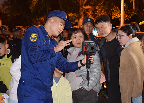 玉溪消防开展“百队千乡万场”宣传活动