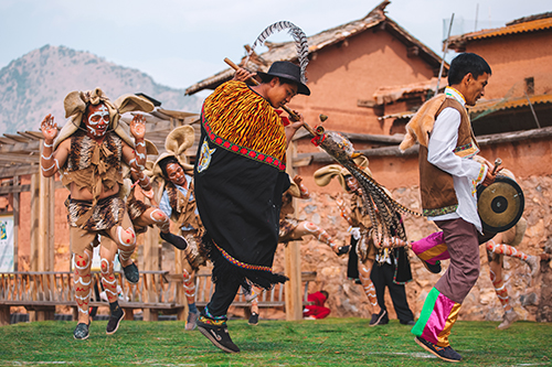 菌乡织就同心结 共绘团结幸福卷1.jpg