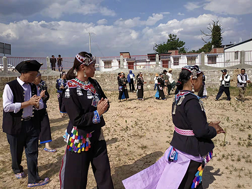 山高箐深藏不住彝韵悠悠1.jpg 山高箐深藏不住彝韵悠悠1.jpg