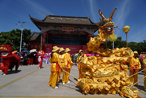 刘总旗米线节激发乡村文旅消费新活力.jpg 刘总旗米线节激发乡村文旅消费新活力.jpg