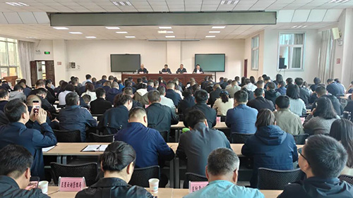 全面深化清廉云南建设江川实践暨全区树立和践行正确政绩观学习教育警示教育大会召开.jpg