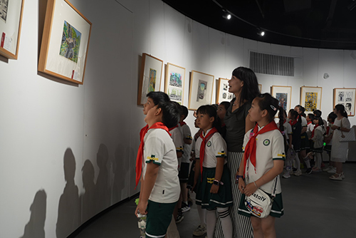 “红色印记 童版绘心”巡展（玉溪站）开展.jpg