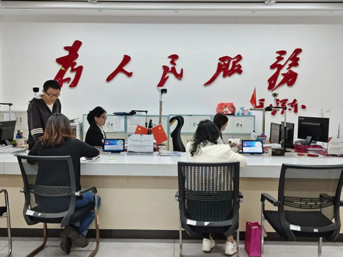 易门“易心办”：让政务服务有速度更有温度.jpg