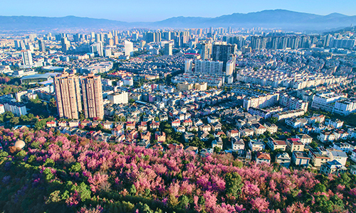 城乡共融天地阔 滇中名城焕新颜.jpg