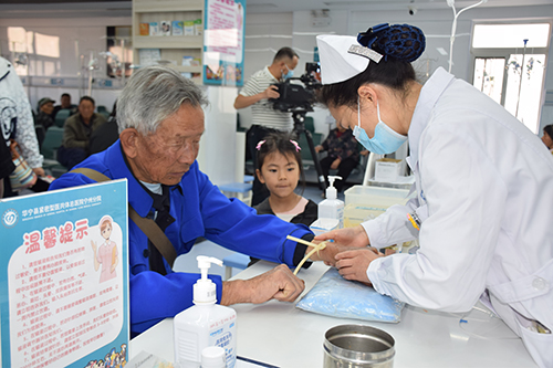 织密民生“保障网” 托起群众“幸福梦”2.jpg 织密民生“保障网” 托起群众“幸福梦”2.jpg
