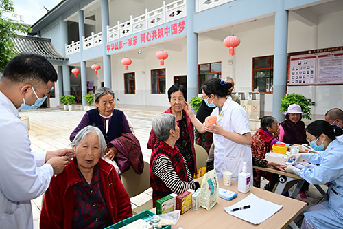 党建引领基层善治 共筑平安和谐家园1.jpg