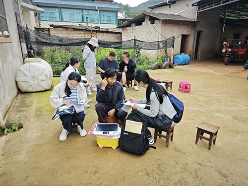 “温暖玉溪·益路童行”关爱活动走进华宁2.jpg