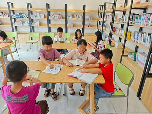 澄江市“三个坚持”盘活农家书屋阵地 深耕乡村书香沃土1.jpg